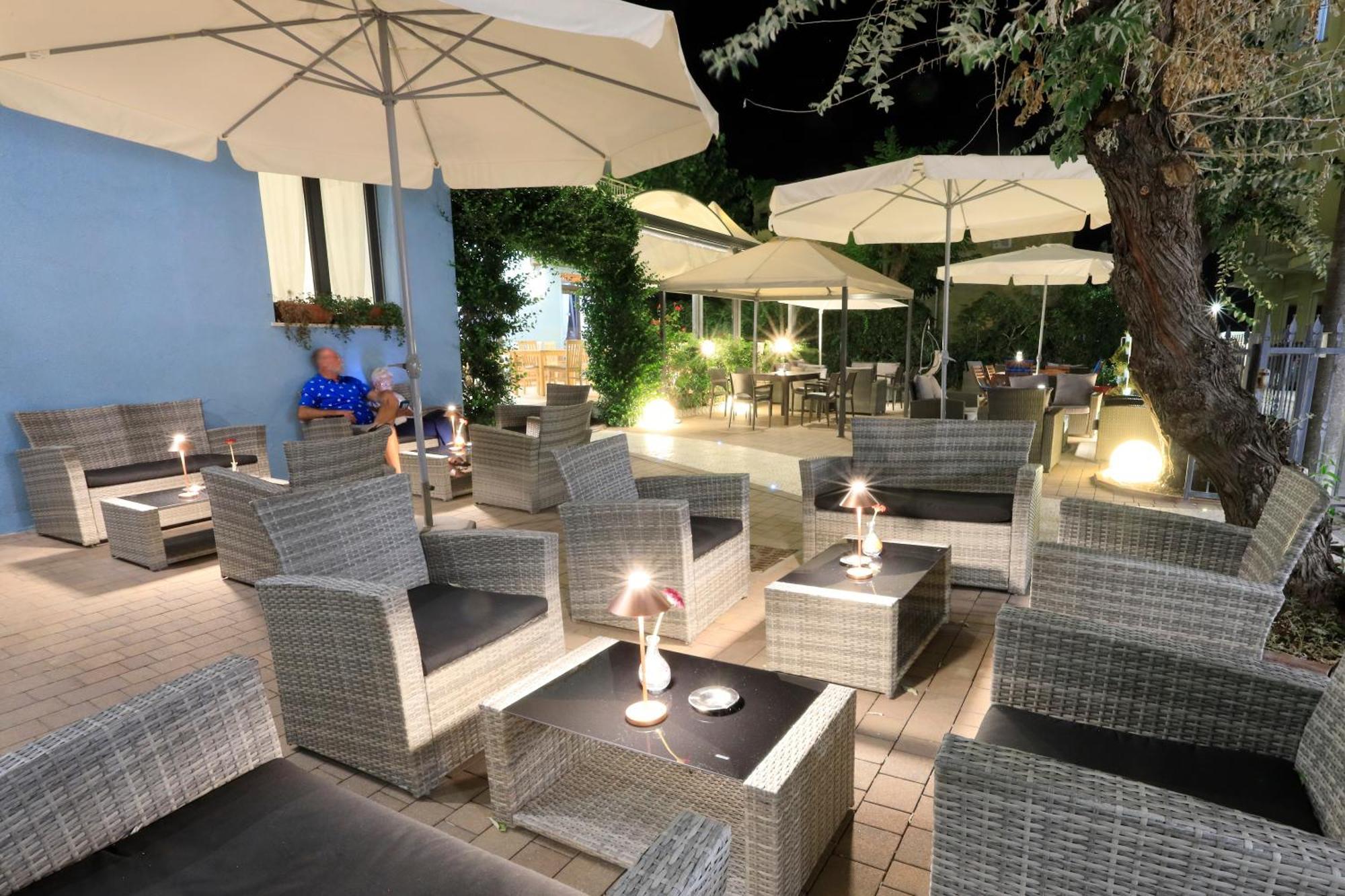 Art Hotel La Perla Bellaria-Igea Marina Ngoại thất bức ảnh